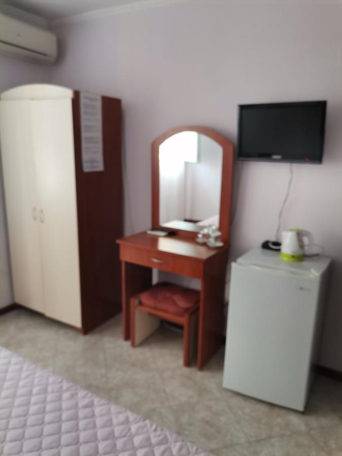 Guest House Konomaevi โซโซโปล ภายนอก รูปภาพ